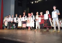 FOTO Sjajnim izvedbama i dodjelom priznanja završen 25. Međunarodni festival folklora