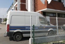 Prilikom ulaska u pravosudno vozilo ispred Županijskog suda u Velikoj Gorici pobjegao osuđenik