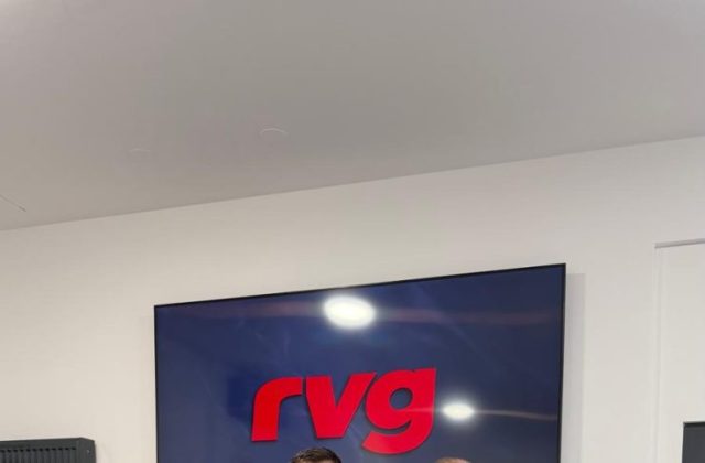 SERGEJ JAKIROVIĆ NA RVG KAVI 24.9.2026. FOTO RVG (2)