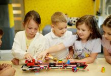Kreativni vikend u POUVG: LEGO izazovi, slikanje i keramika čekaju djecu i odrasle