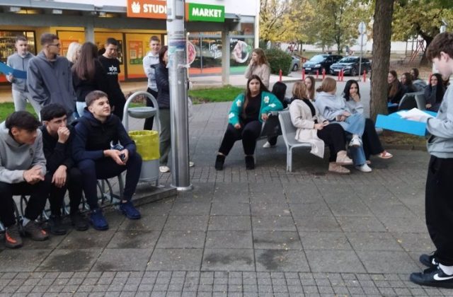 ČITATELJSKI MARATON FOTO PODRUČNA KNJIŽNICA GALŽENICA FACEBOOK (1)