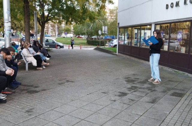 ČITATELJSKI MARATON FOTO PODRUČNA KNJIŽNICA GALŽENICA FACEBOOK (10)