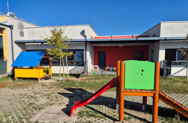 IGRALIŠTE DV MEDVJEDIĆI RUGVICA OBNOVA FOTO RUGVICA.HR SCREENSHOT (3)