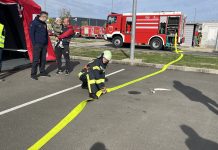 FOTO Alarm u skladištu, radnici na krovu, metanol prijeti: Ovako je izgledala vježba u Vukovini