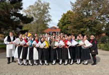 Buševečki mali folkloraši rasturili na županijskoj smotri: Izborili nastup na državnoj pozornici