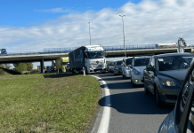 Kolaps na čvoru Lučko u smjeru Gorice, kamion stao nasred ceste